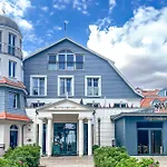 Baltischer Hof 69 *